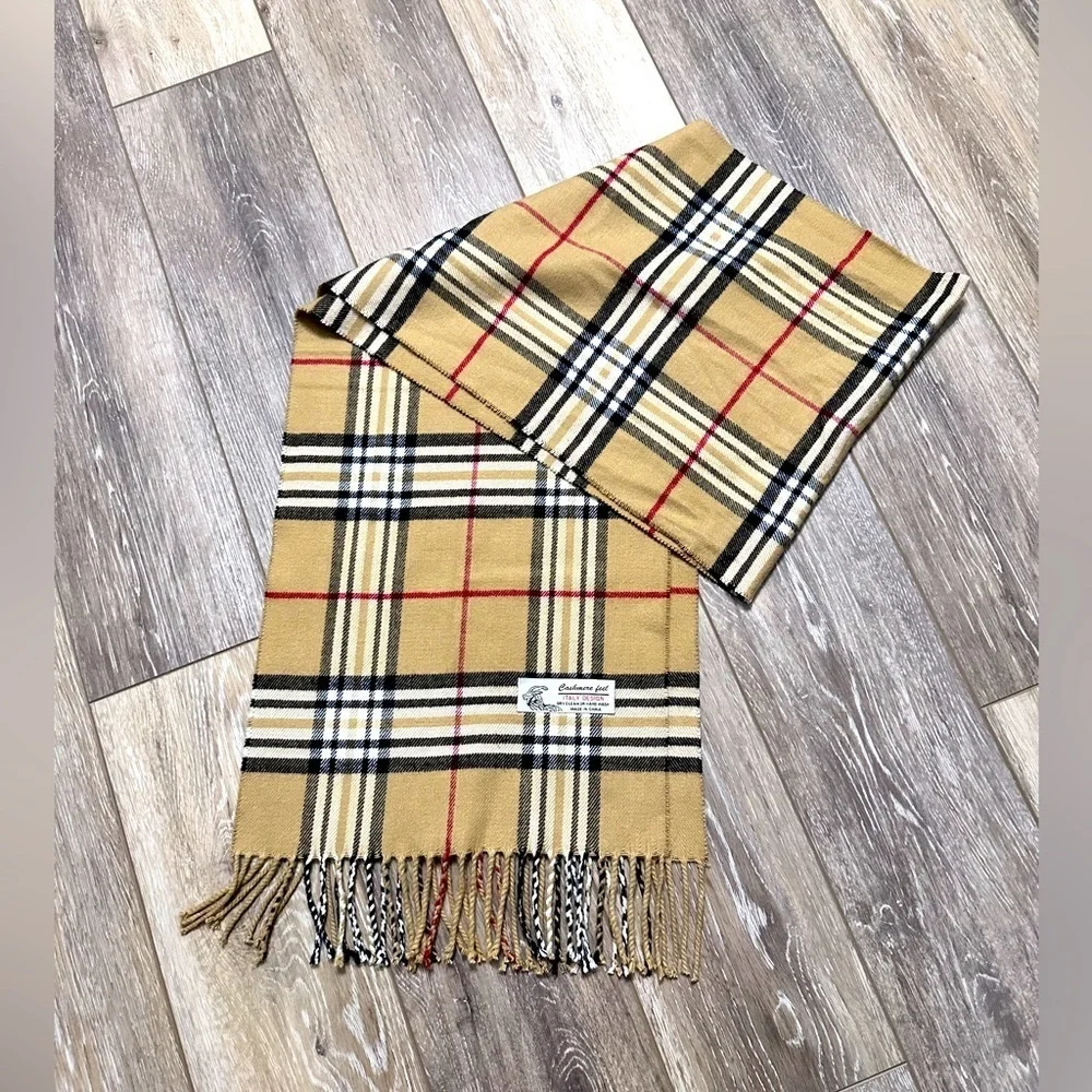 🧣 Unisex Cashmere feel Tan, white, red,black plaid scarf 68”long 13” wide
